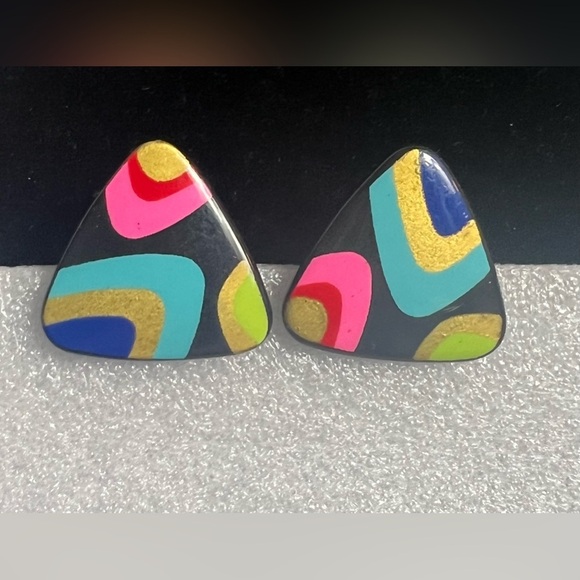 Source Unknown Jewelry - Vintage 80’s Techno Multicolor Triangle Clip On Earrings